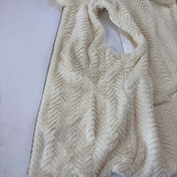 Marc New York - Picture 9 of 16